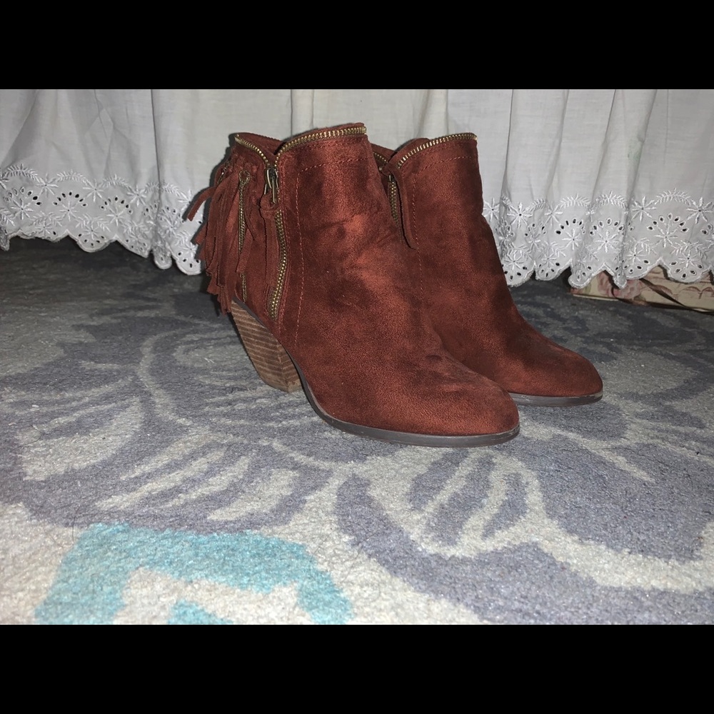 Red brown booties